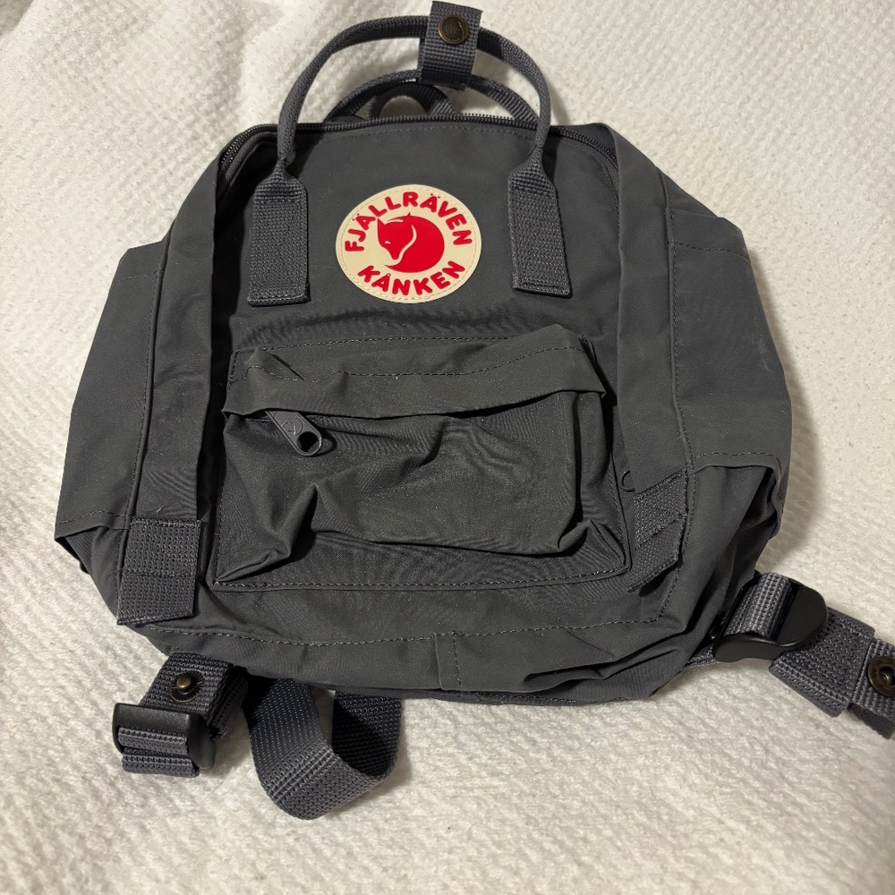 Fjallraven Kanken Mini Backpack